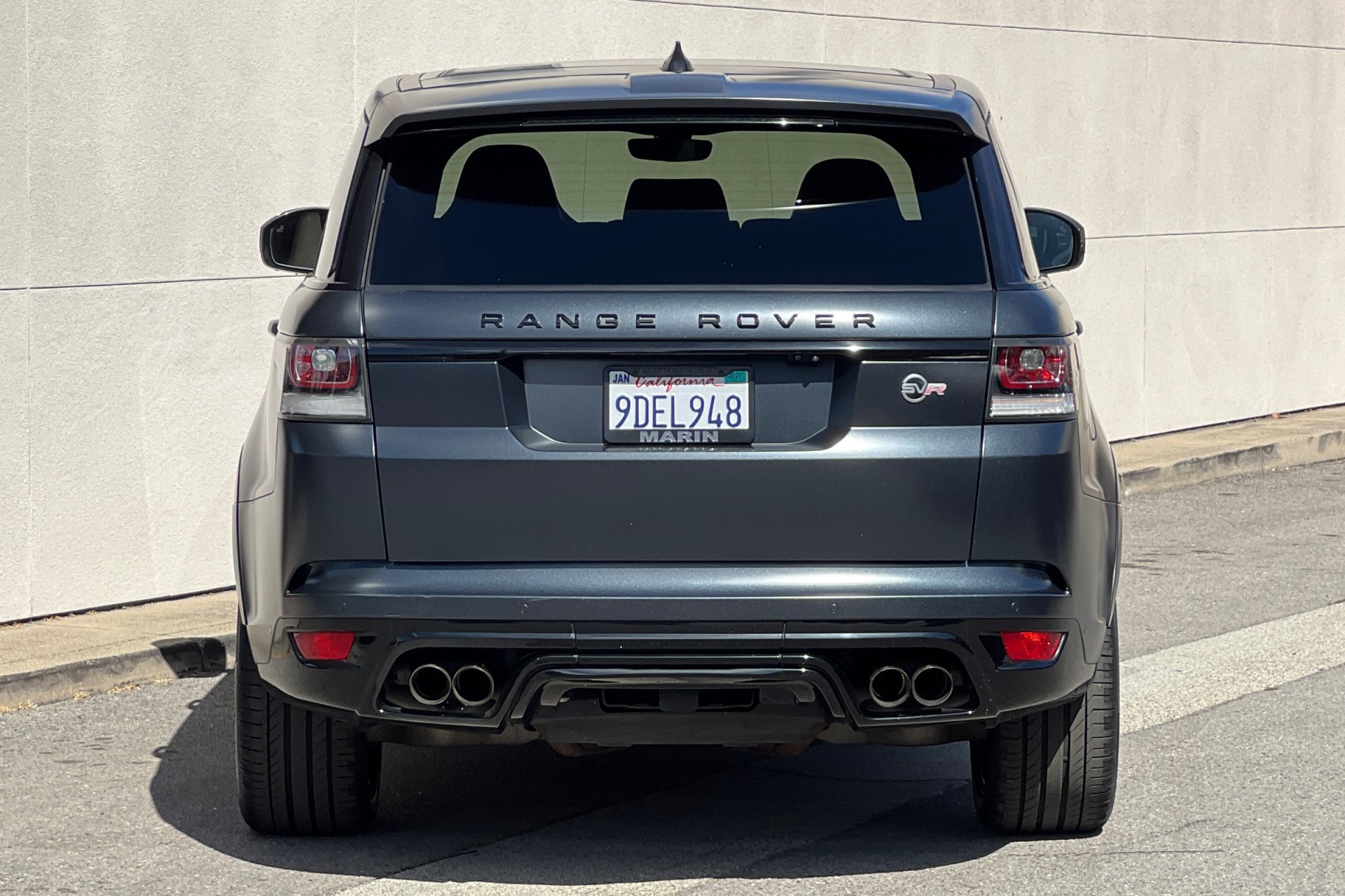 Used 2017 Borealis Black Metallic Land Rover SVR image 7