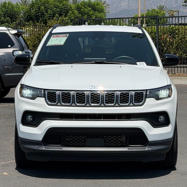 Used 2024 White Jeep Latitude image 2