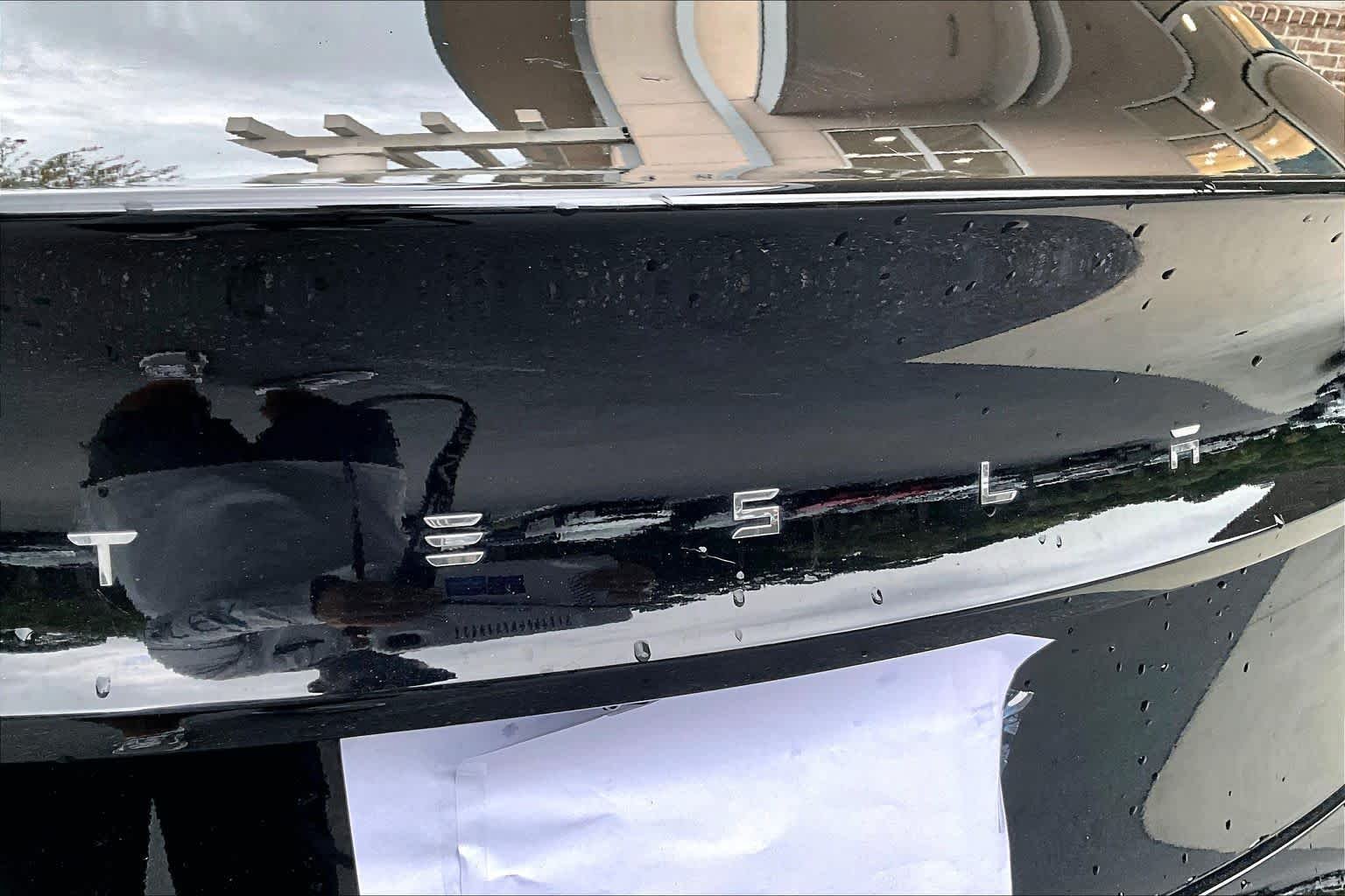 Used 2025  Tesla Long Range image 39
