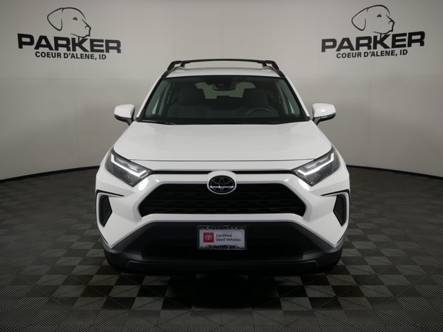 Used 2022 White Toyota XLE w/ Weather Pkg & Convenience Pkg image 3
