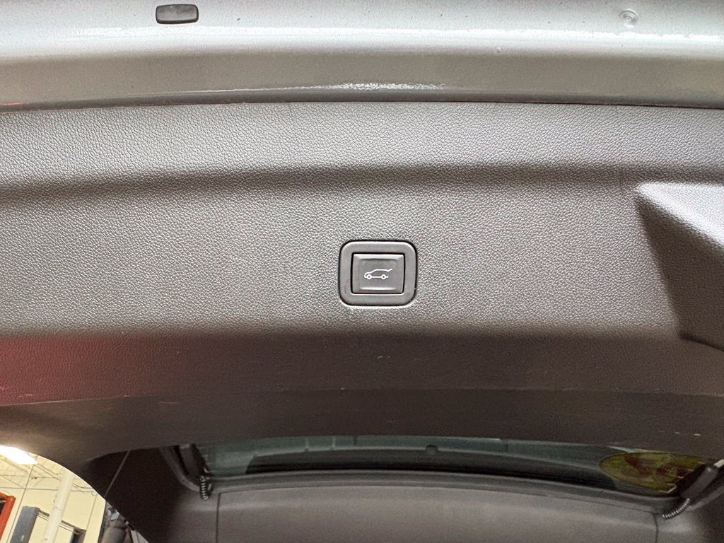 2024 Chevrolet Tahoe Premier - Photo 17