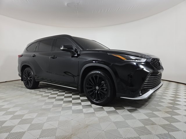 2025 Toyota Highlander XSE