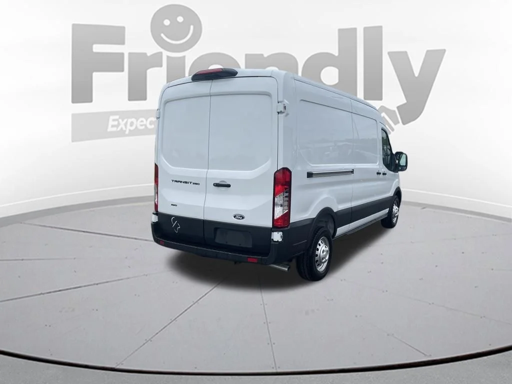 New 2026 Oxford White Ford Cargo Van image 5