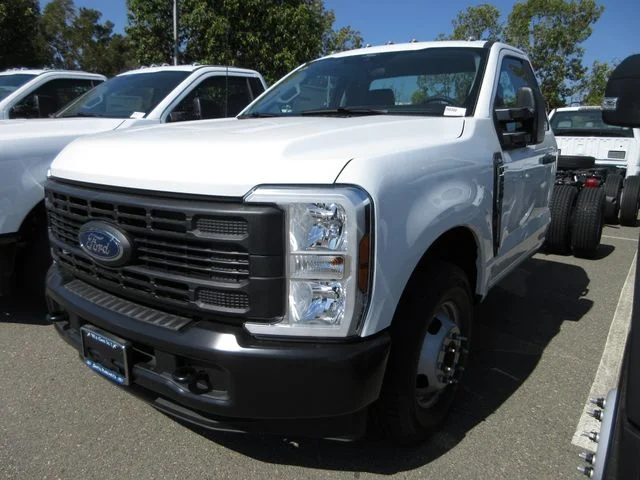 2026 Ford F-350 XL Regular Cab 169-In DRW's photo
