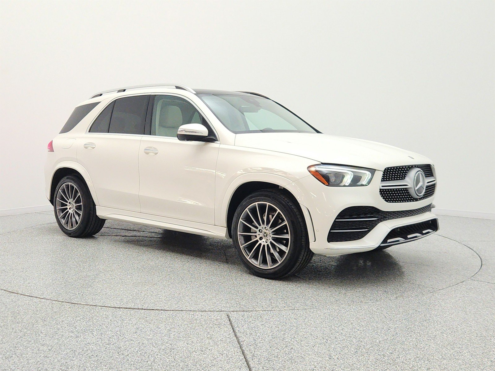 Used 2022 Diamond White Bright Mercedes-Benz GLE 350 SUV image 3