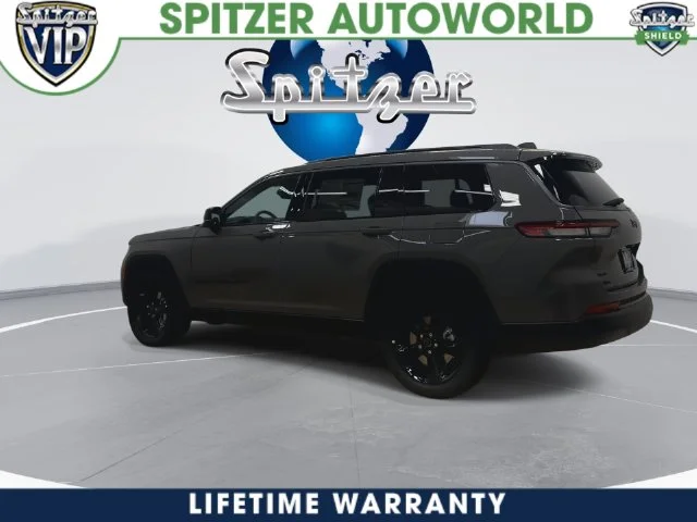 New 2027 Sting-Gray Clear-Coat Paint Jeep Limited image 12