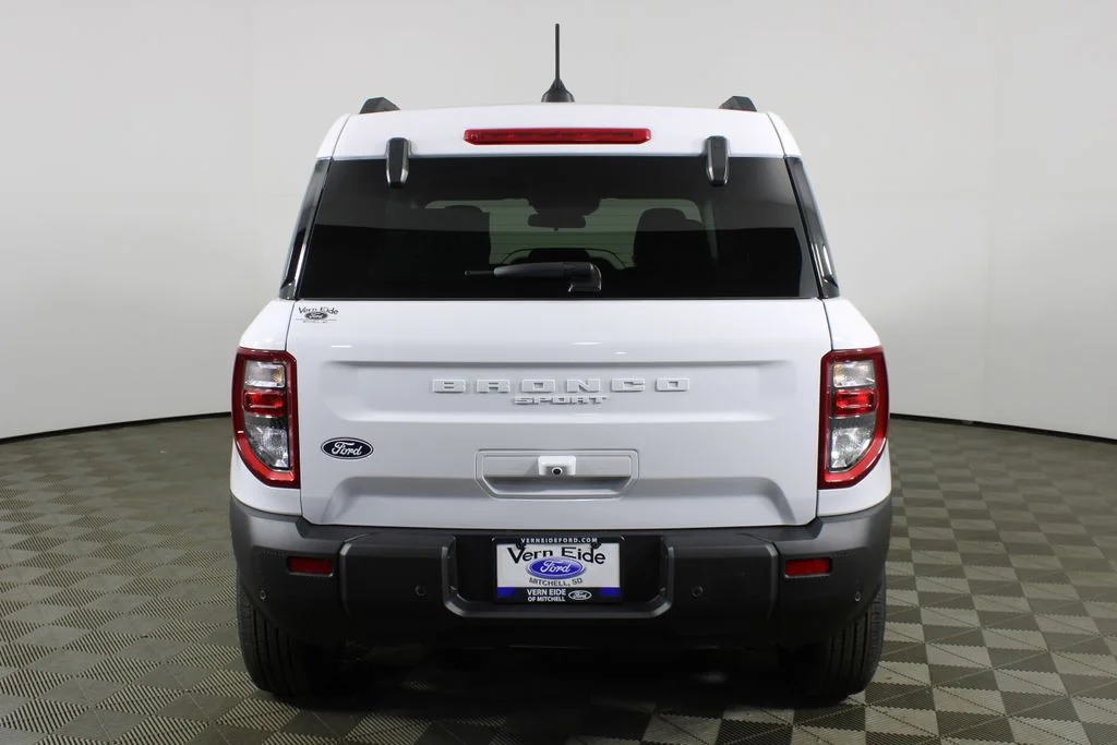 New 2026 White Ford Big Bend image 6