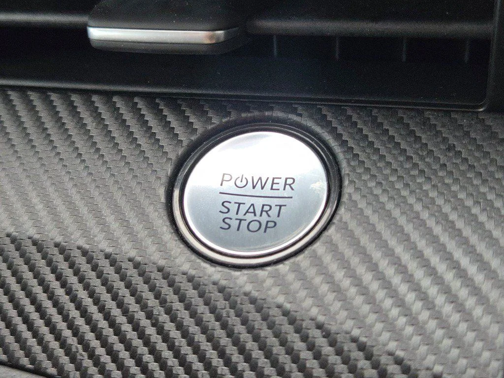 Used 2025 Shadow Black Ford Premium image 30