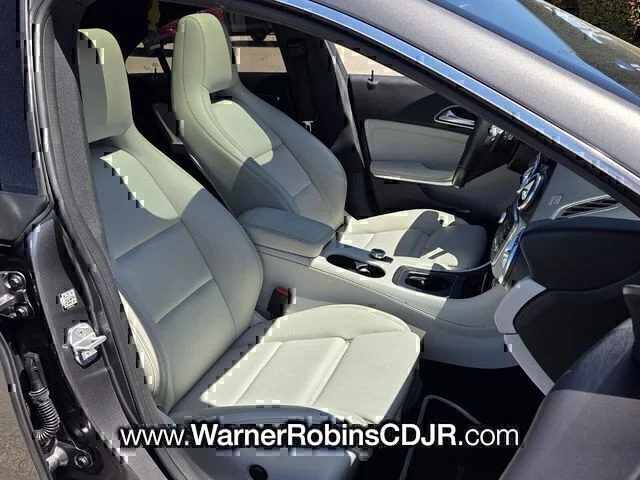 Used 2018 Gray Mercedes-Benz CLA 250 image 74