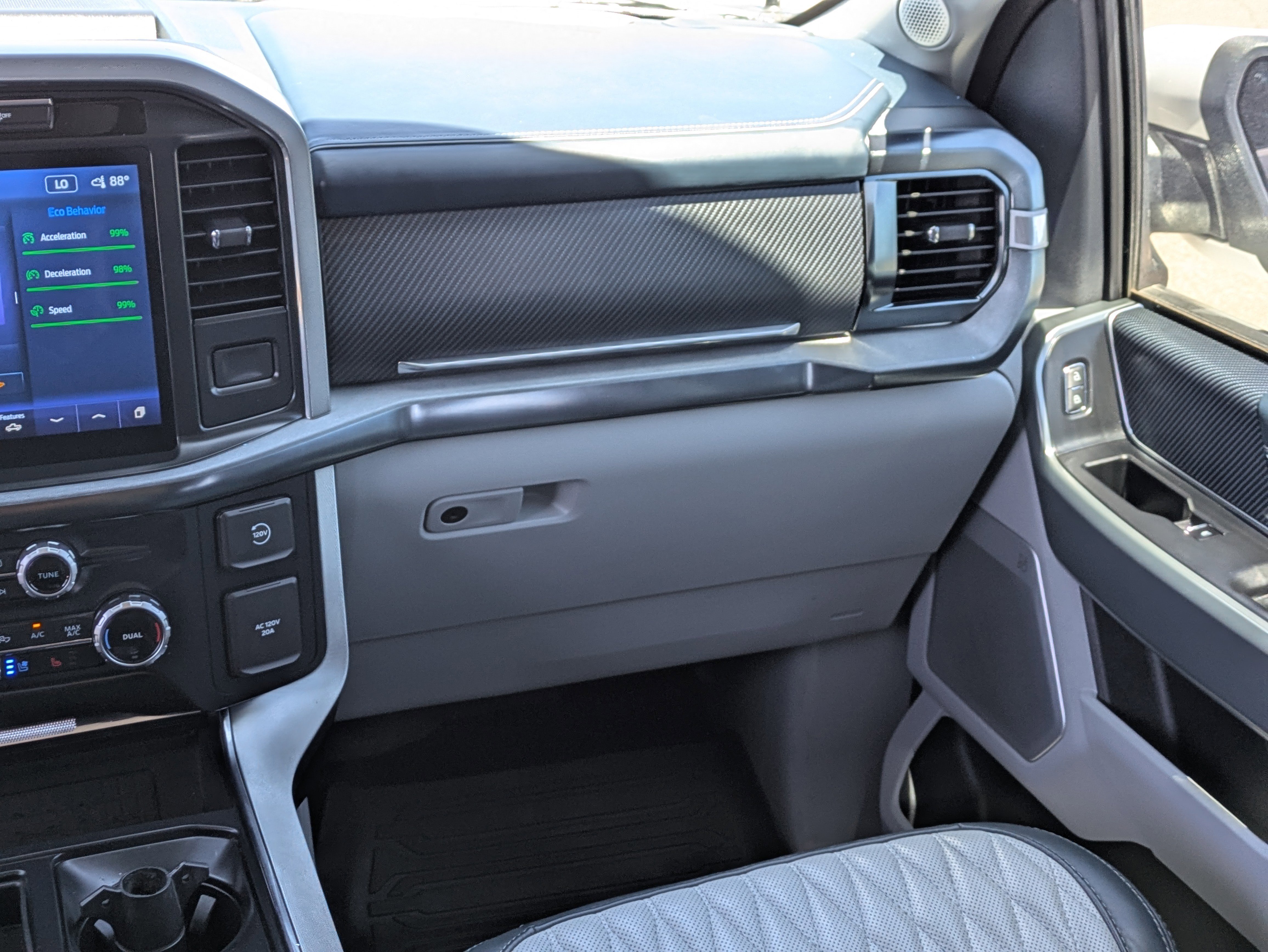 Used 2023 White Metallic Ford Limited image 16