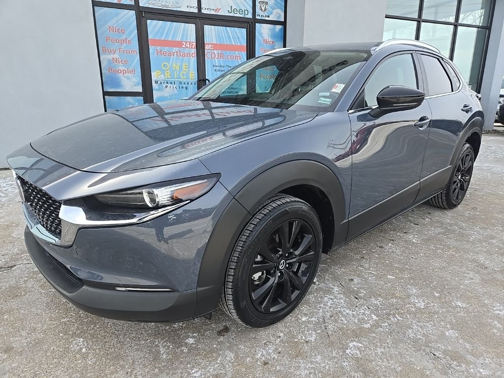 Used 2025 Mazda CX-30 Carbon Edition with VIN 3MVDMBCMXSM754084 for sale in Kansas City