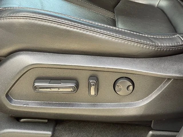 2023 Honda Pilot Touring - Photo 12