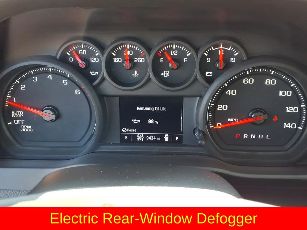 Used 2025 White Chevrolet Custom image 16