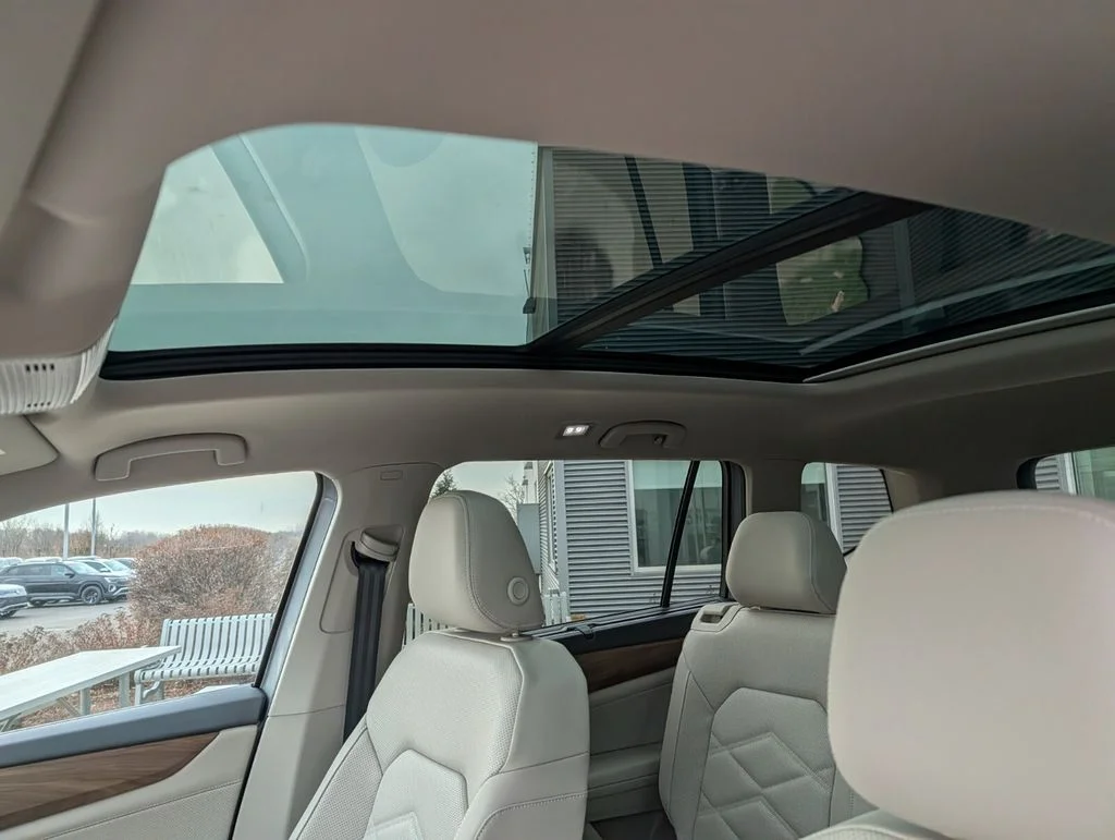 New 2026 Silver Volkswagen 2.0T SE w/Technology image 12