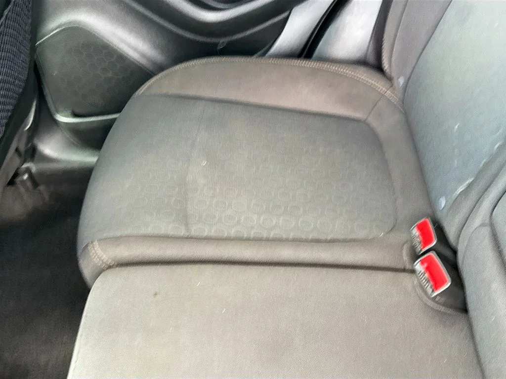 Used 2020 White Chevrolet LS image 28
