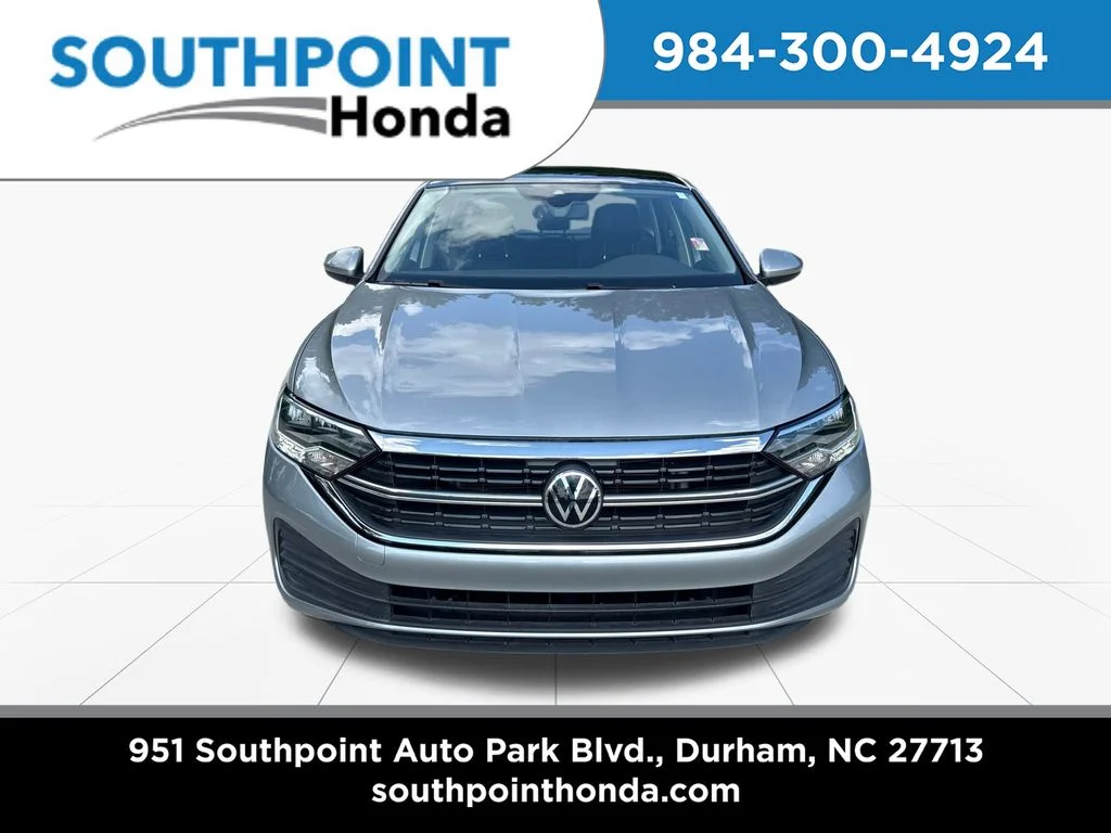 Used 2022 Pyrite Silver Metallic Volkswagen 1.5T SE image 2
