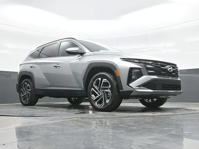 New 2026 Silver Hyundai SEL Plus image 23