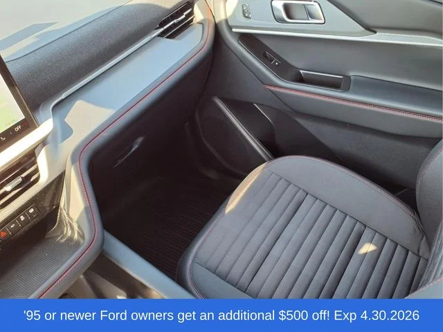 2026 Ford Explorer ST-Line - Photo 44