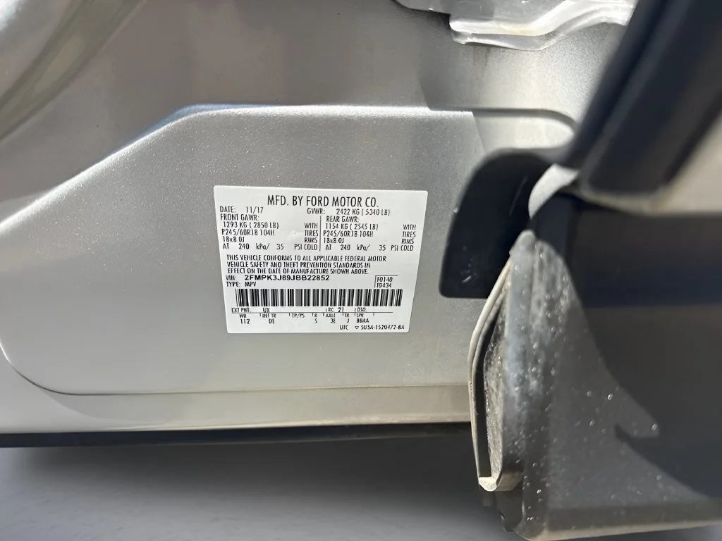 Used 2018  Ford SEL image 38