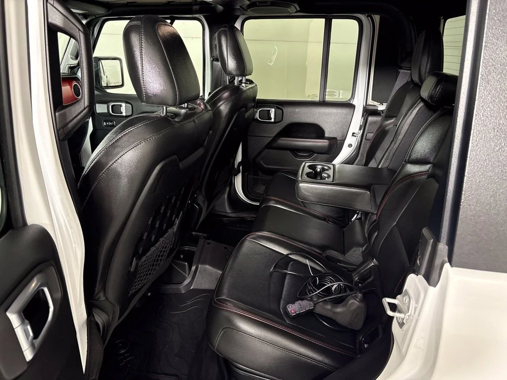 Used 2022 White Jeep Rubicon image 28