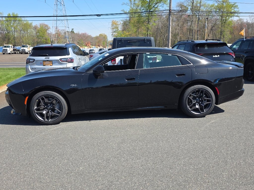 New 2026 Diamond Black Crystal Pearlcoat Dodge R/T Plus image 8