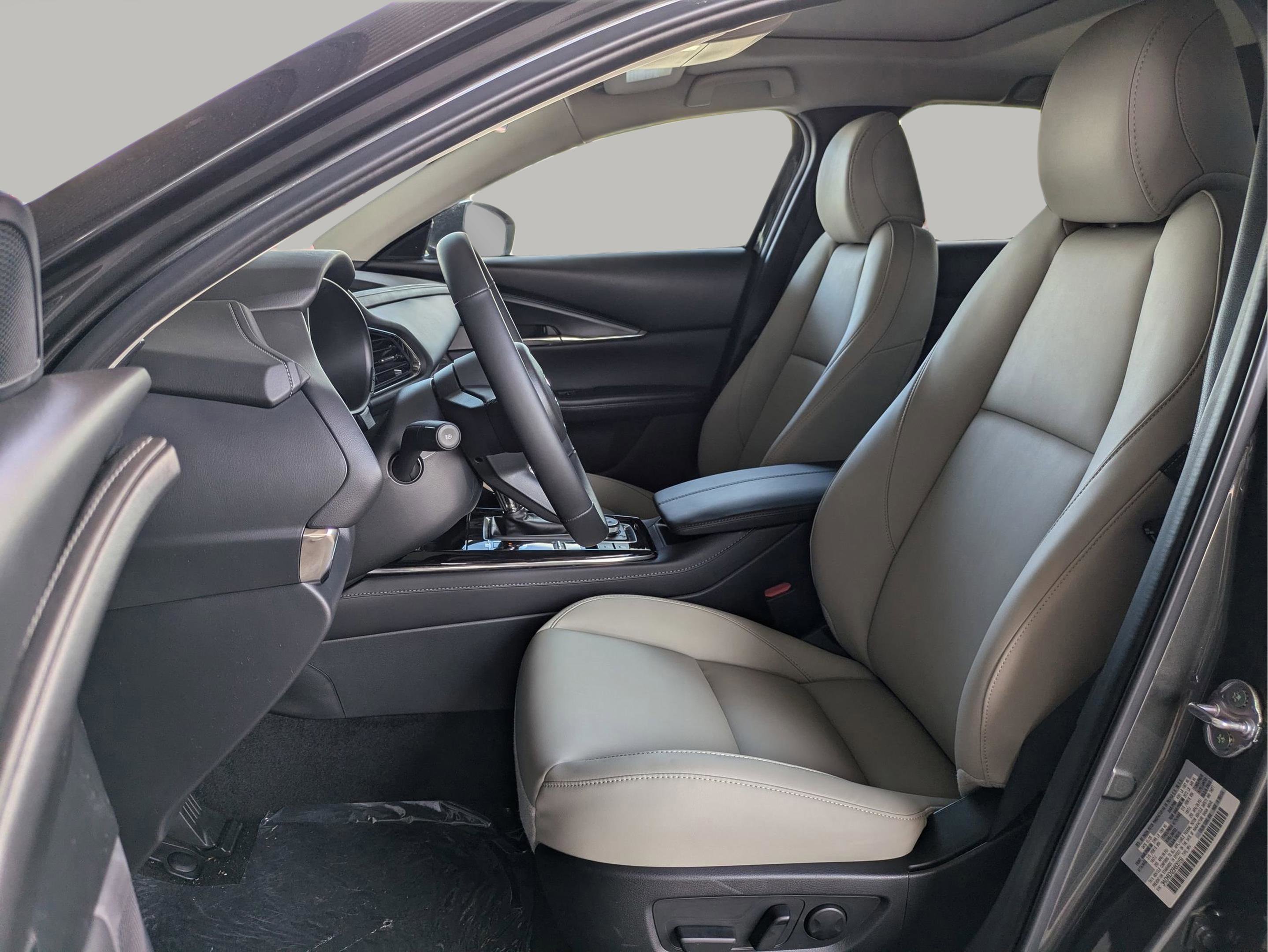 2025 Mazda CX-30 Preferred - Photo 10