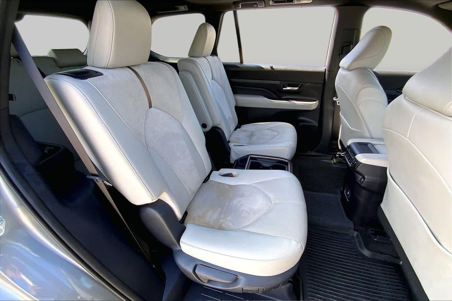 Used 2026 Heavy Metal Toyota Hybrid MAX Platinum image 19