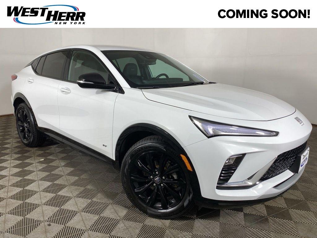 Used 2025 Summit White Buick Sport Touring FWD image 1