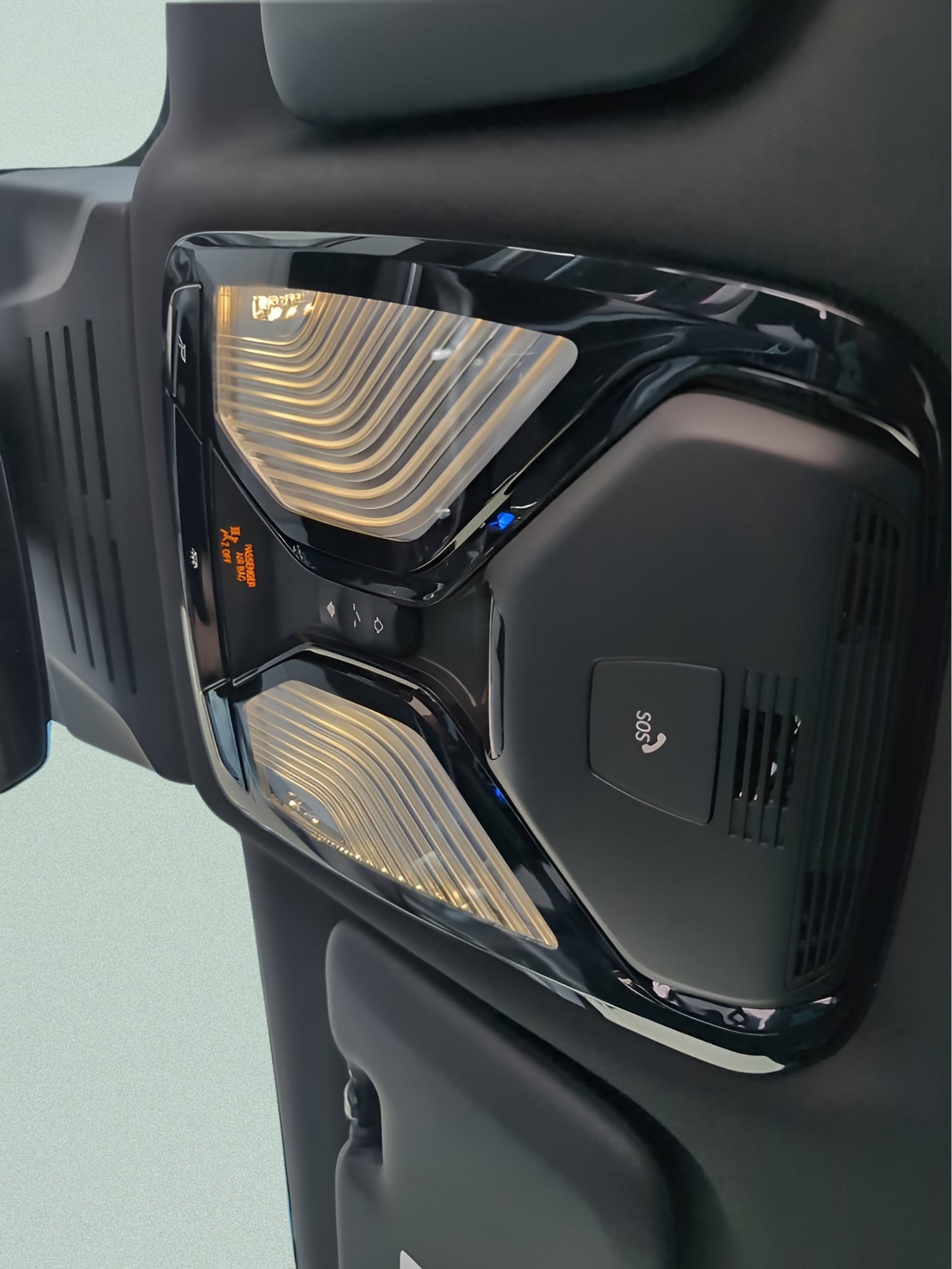 Used 2025 Black Sapphire Metallic BMW M60i image 19