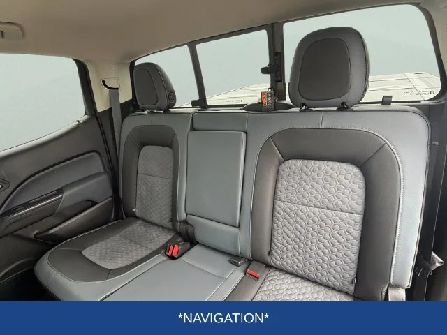 Certified Used 2018 BLACK Chevrolet 4WD Z71 image 18
