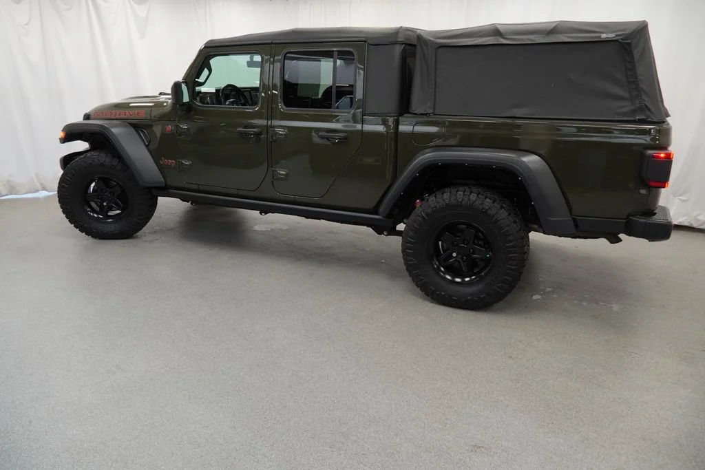 Used 2022 Green Jeep Mojave image 14