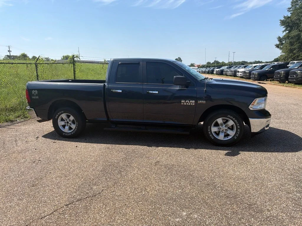 Used 2016 Gray Ram SLT image 12