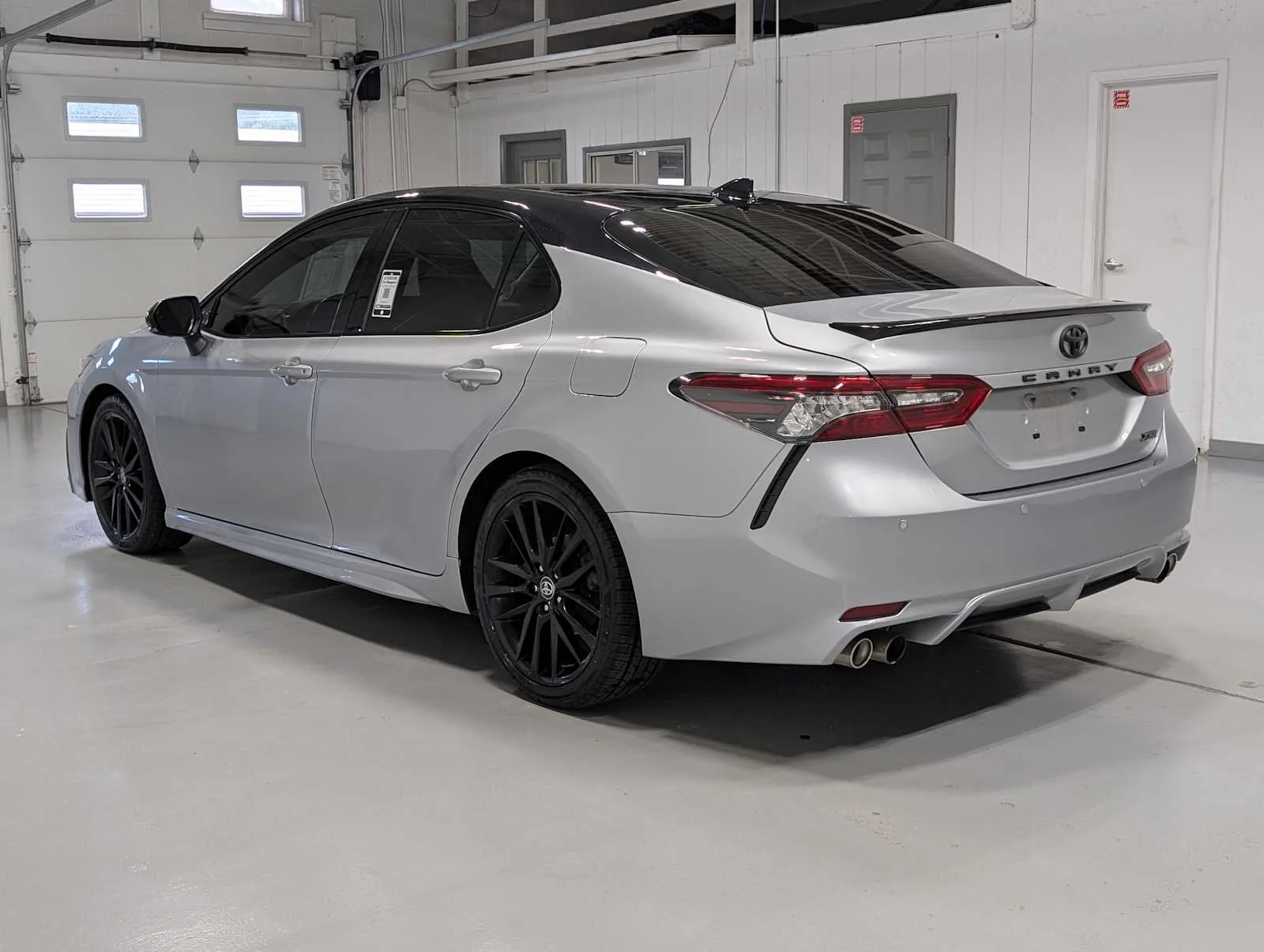 Used 2022 Midnight Black Metallic Toyota XSE image 10