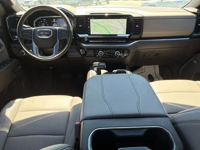 Used 2025 Summit White GMC SLT image 22