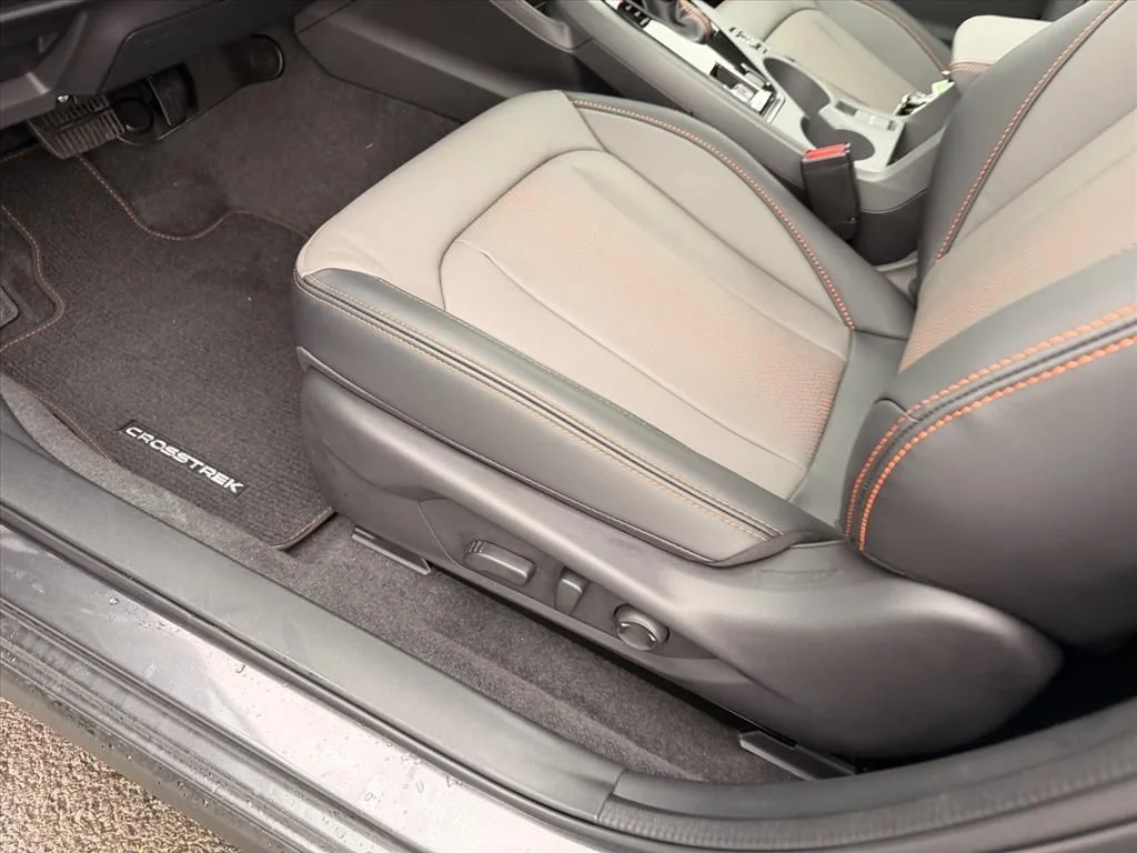 Used 2026 Gray Subaru Limited image 5