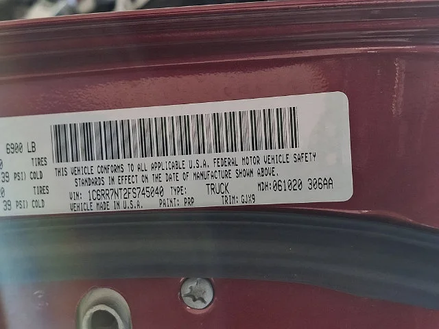 Used 2015 Red Ram Laramie image 29