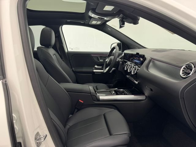 New 2026 Polar White Mercedes-Benz GLA 250 image 17
