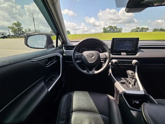 Used 2020 Black Toyota LE image 13