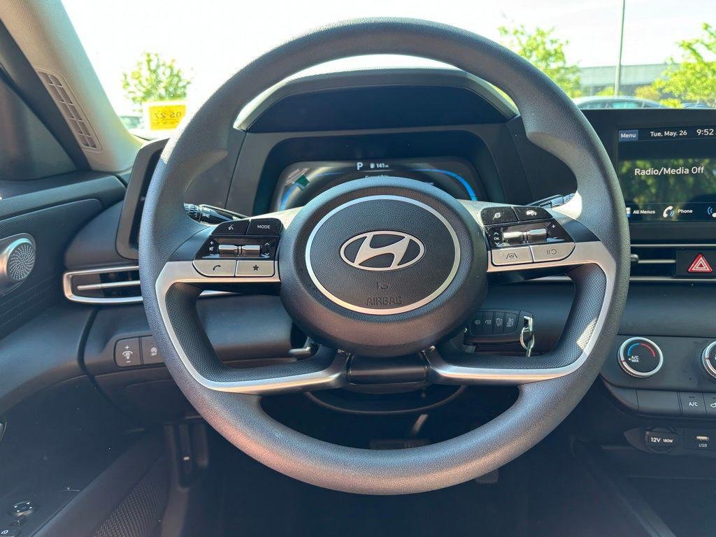 New 2026 Gray Hyundai SE image 20