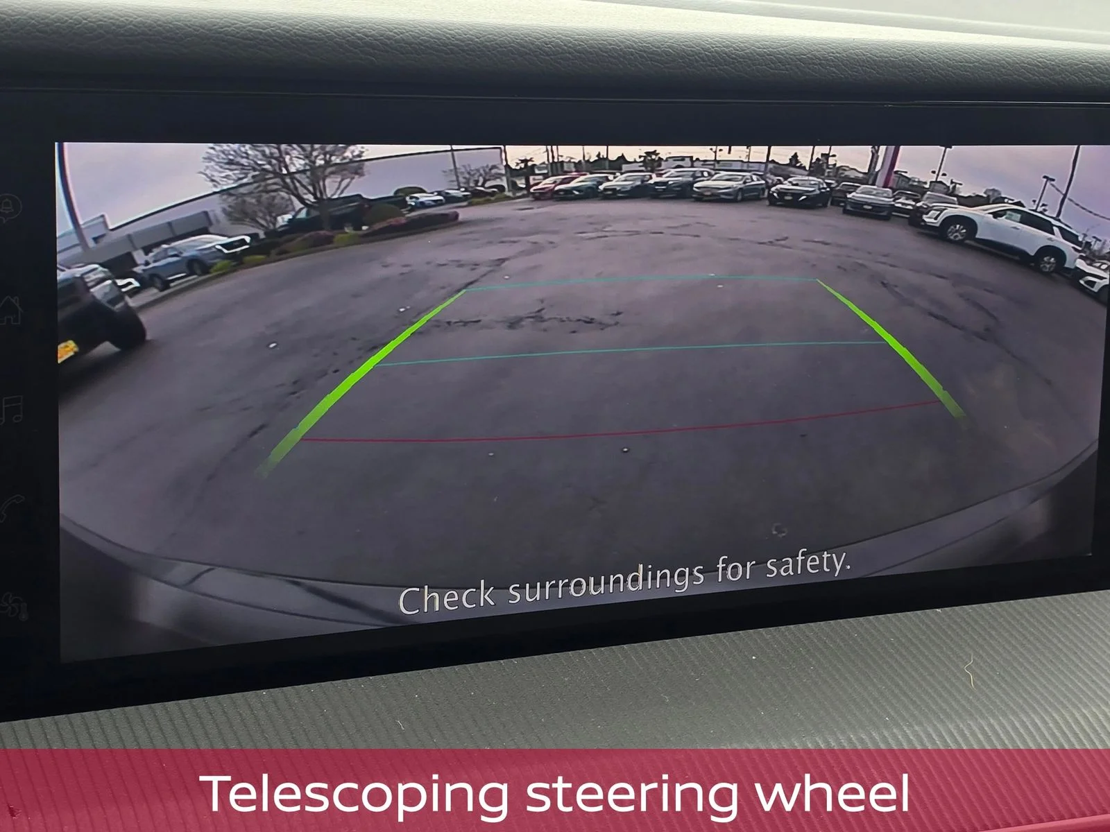 2025 Nissan Murano SV - Photo 22