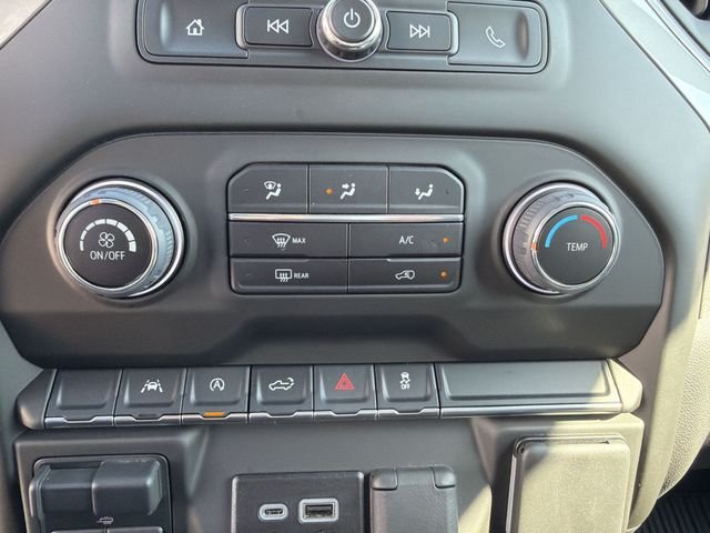 2025 Chevrolet Silverado 1500 Custom - Photo 20