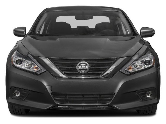 Used 2017 Brilliant Silver Nissan 2.5 SL image 7