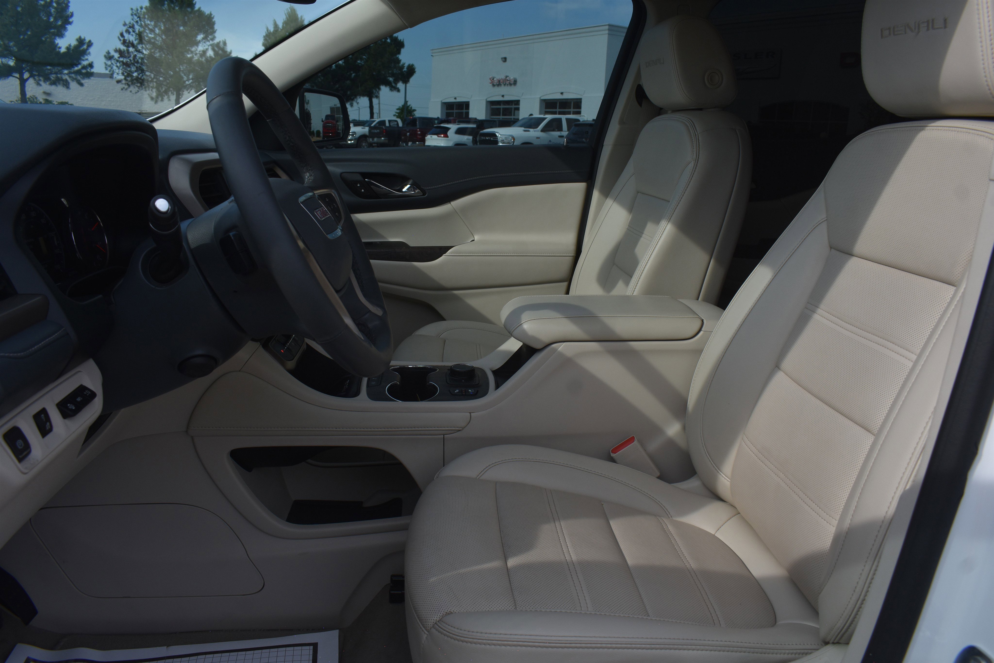 Used 2023 Summit White GMC Denali image 15