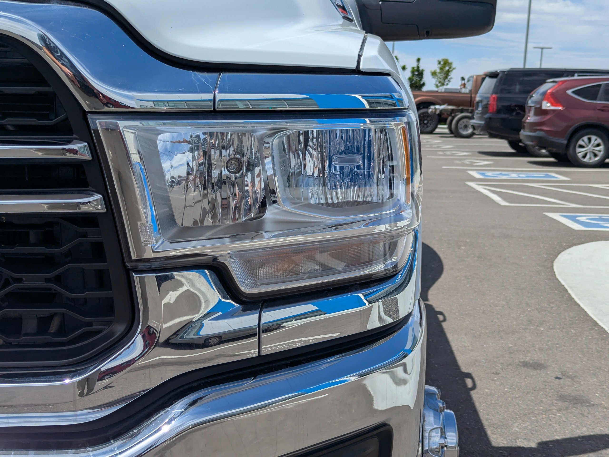 2024 RAM Ram 3500 Pickup Tradesman - Photo 42