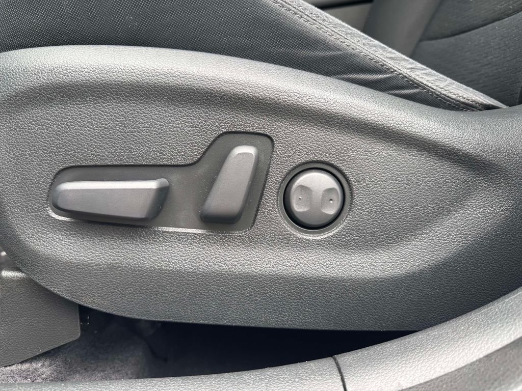 Used 2020 Blue Hyundai Sport image 16