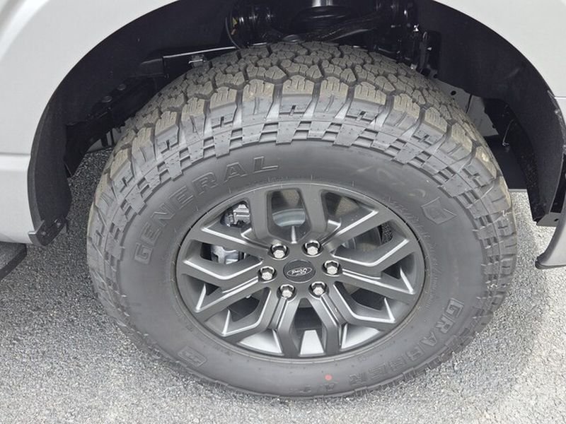 New 2026 Iconic Silver Metallic Ford XLT image 18