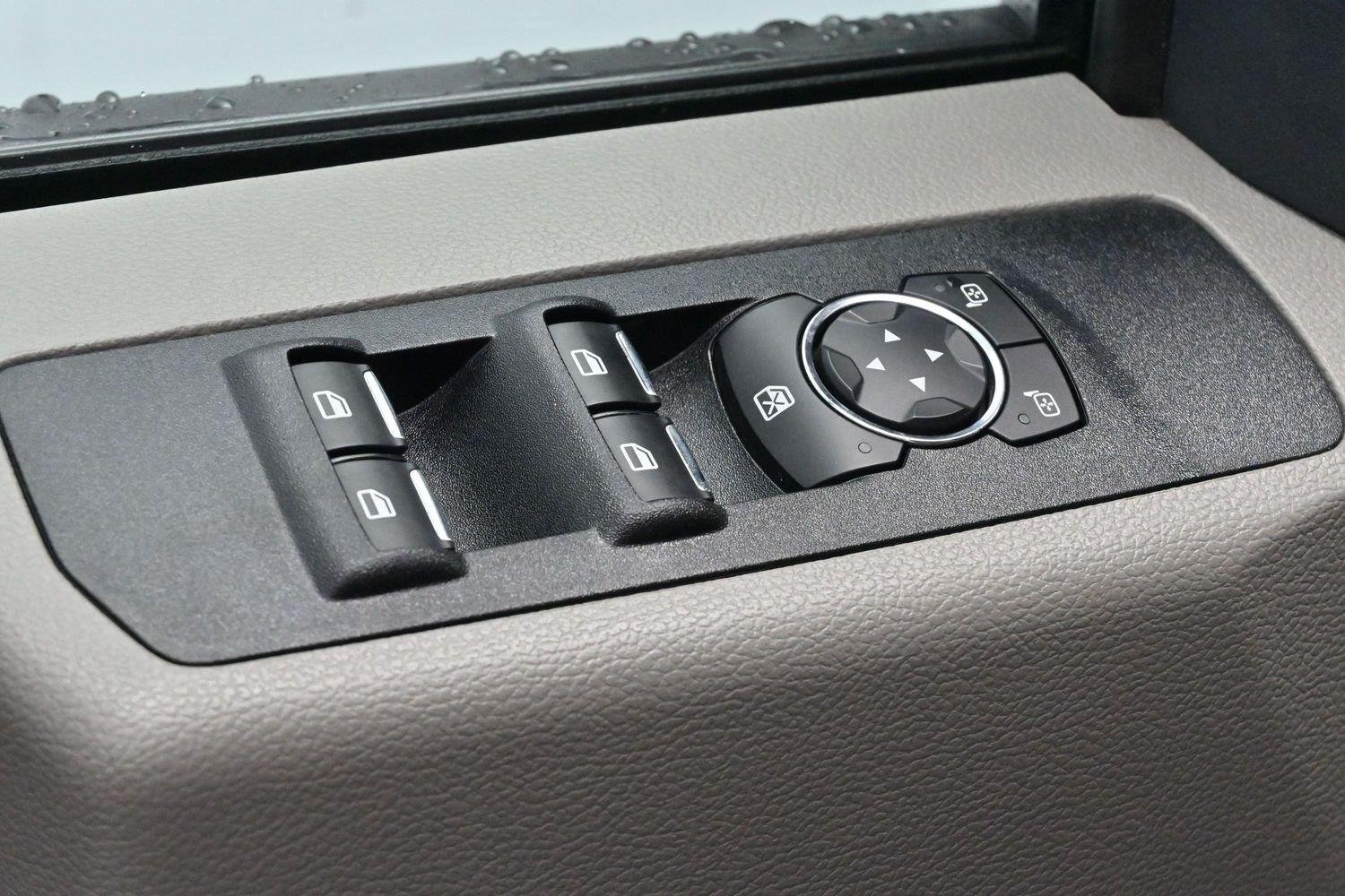 Used 2022 Oxford White Ford XL image 11