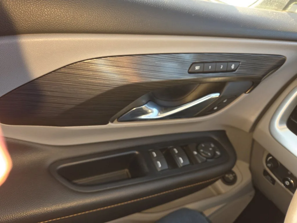 Used 2020 Gray GMC SLT image 19