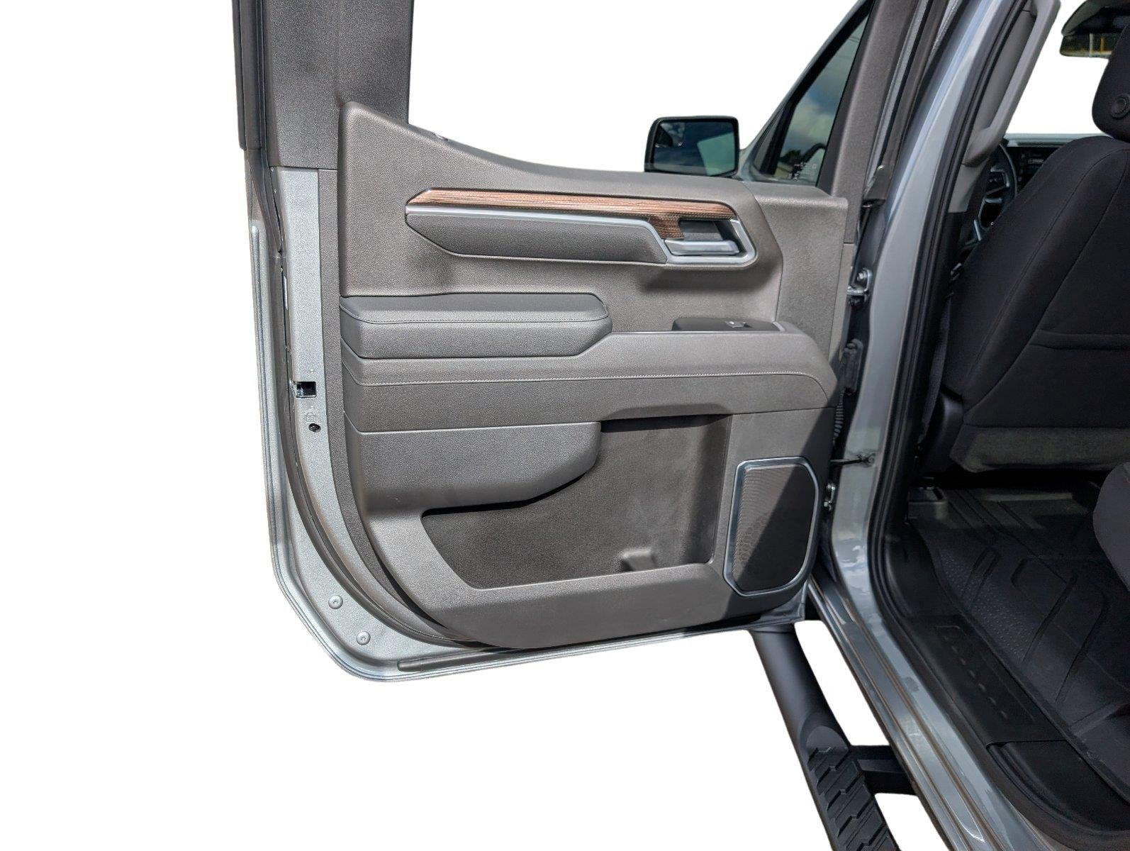 Used 2026 Sterling Gray Metallic Chevrolet RST image 13
