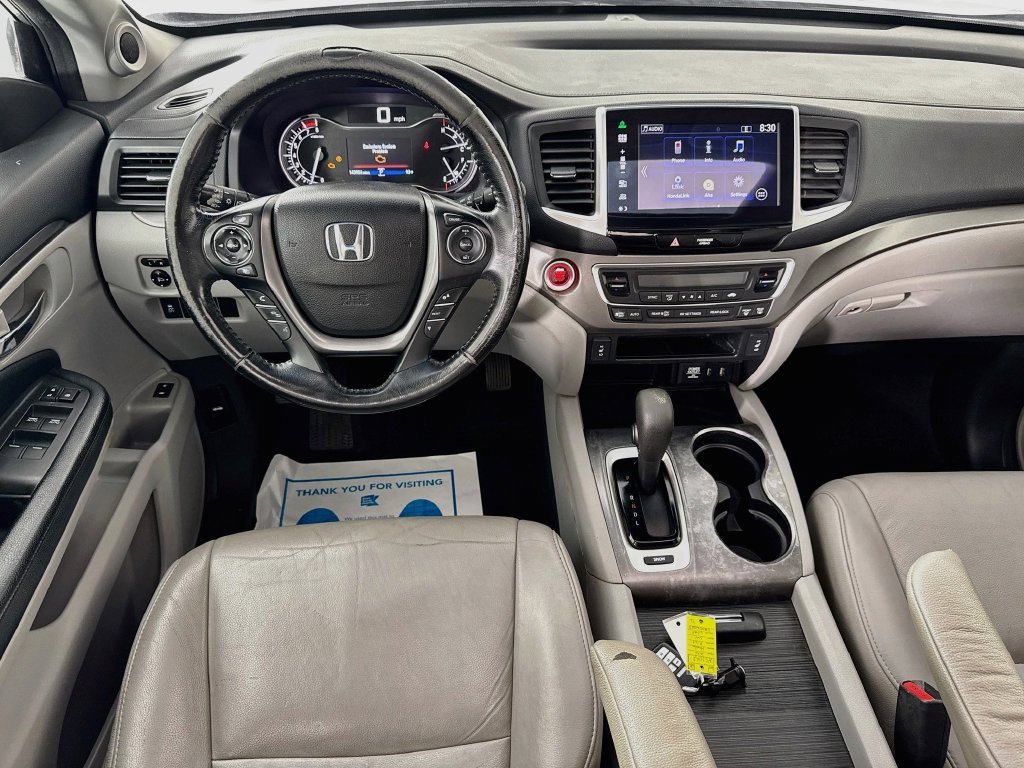 Used 2016 Silver Honda EX-L image 28
